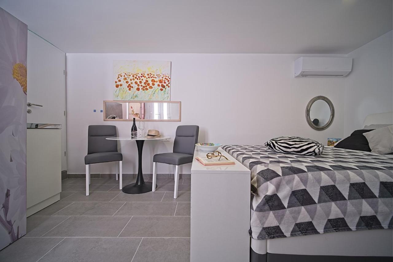 Apartments Lux Макарська Екстер'єр фото