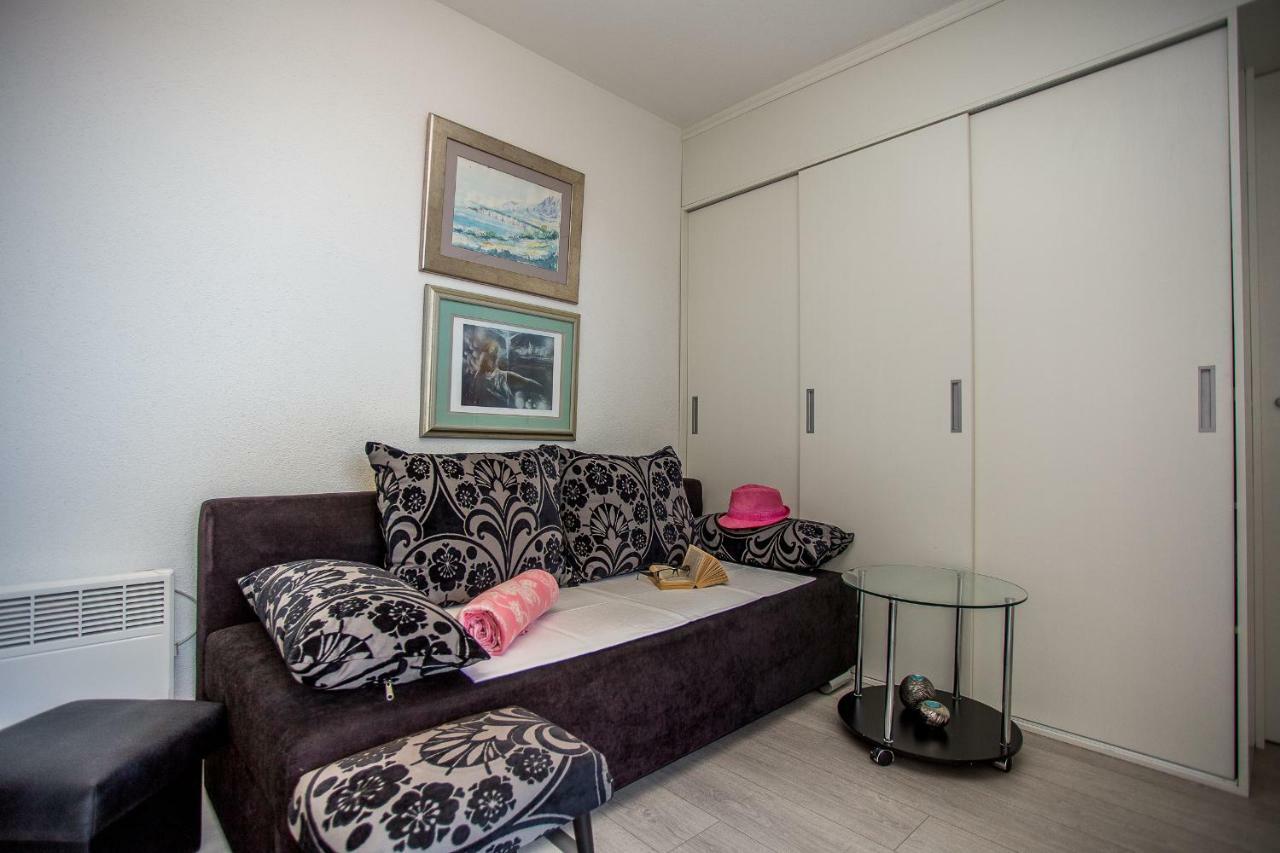 Apartments Lux Макарська Екстер'єр фото